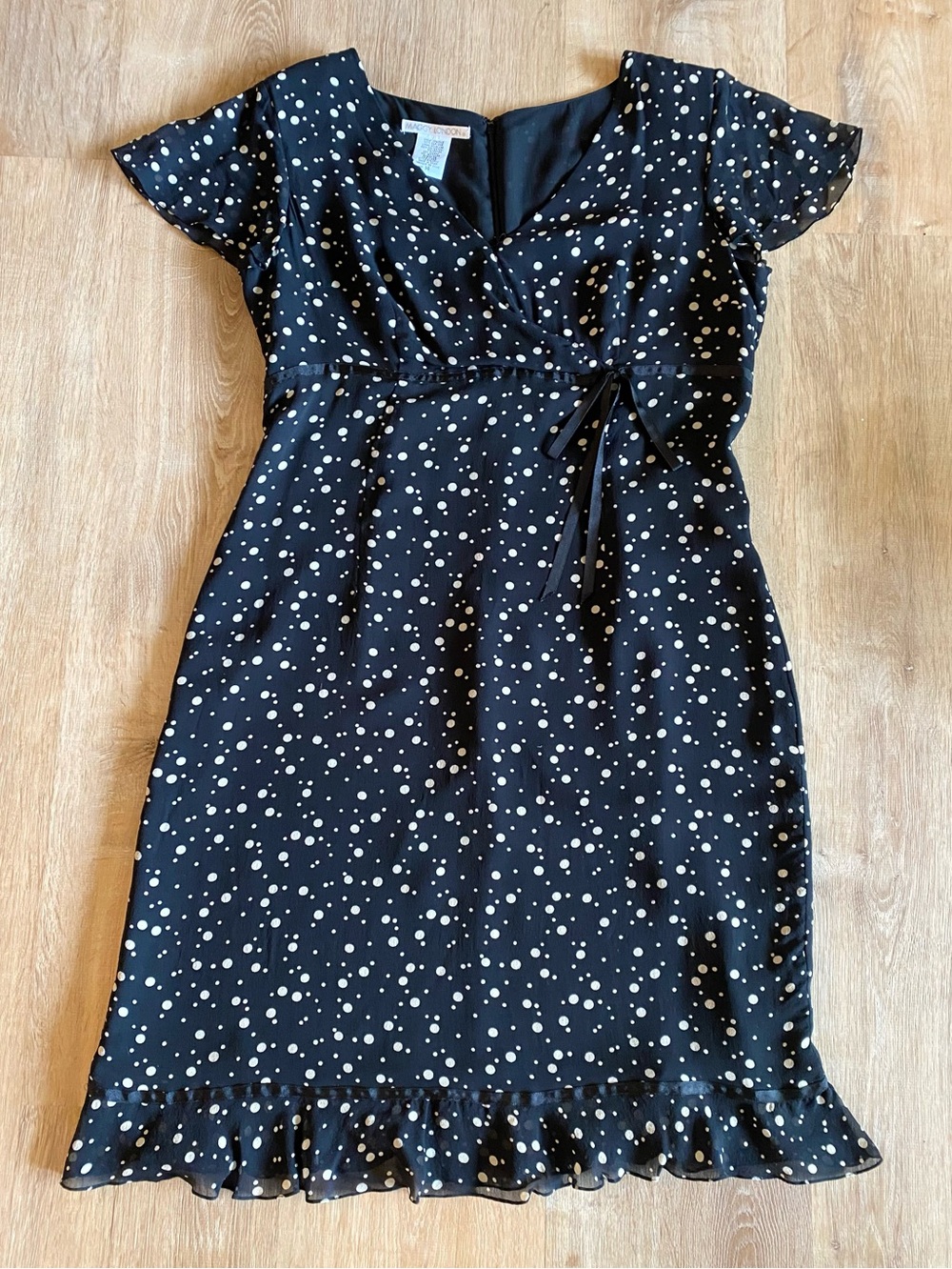 Vintage Y2K 100% Silk Black Polka Dot Midi Dress Size 14 Maggy London Ruffle Hem